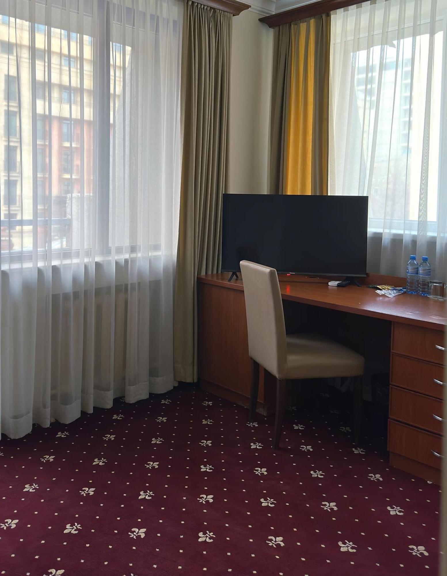 Aviatrans Hotel Yerevan Luaran gambar