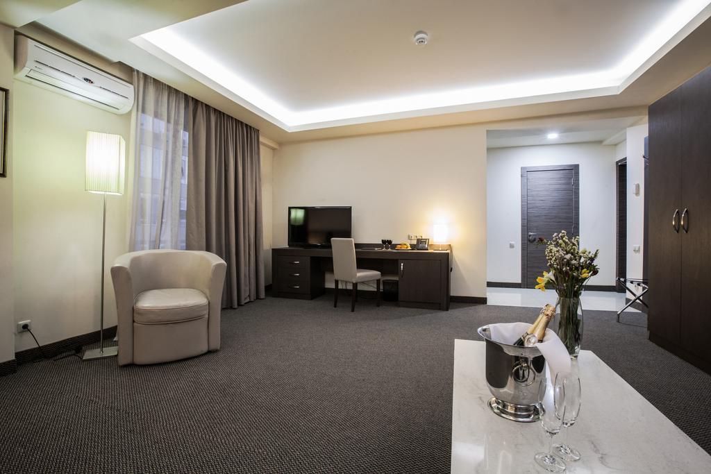 Aviatrans Hotel Yerevan Bilik gambar